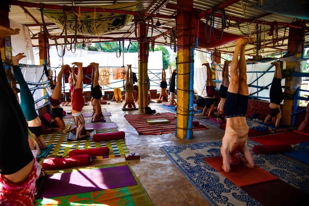 10-day yoga retreat in dharamshala